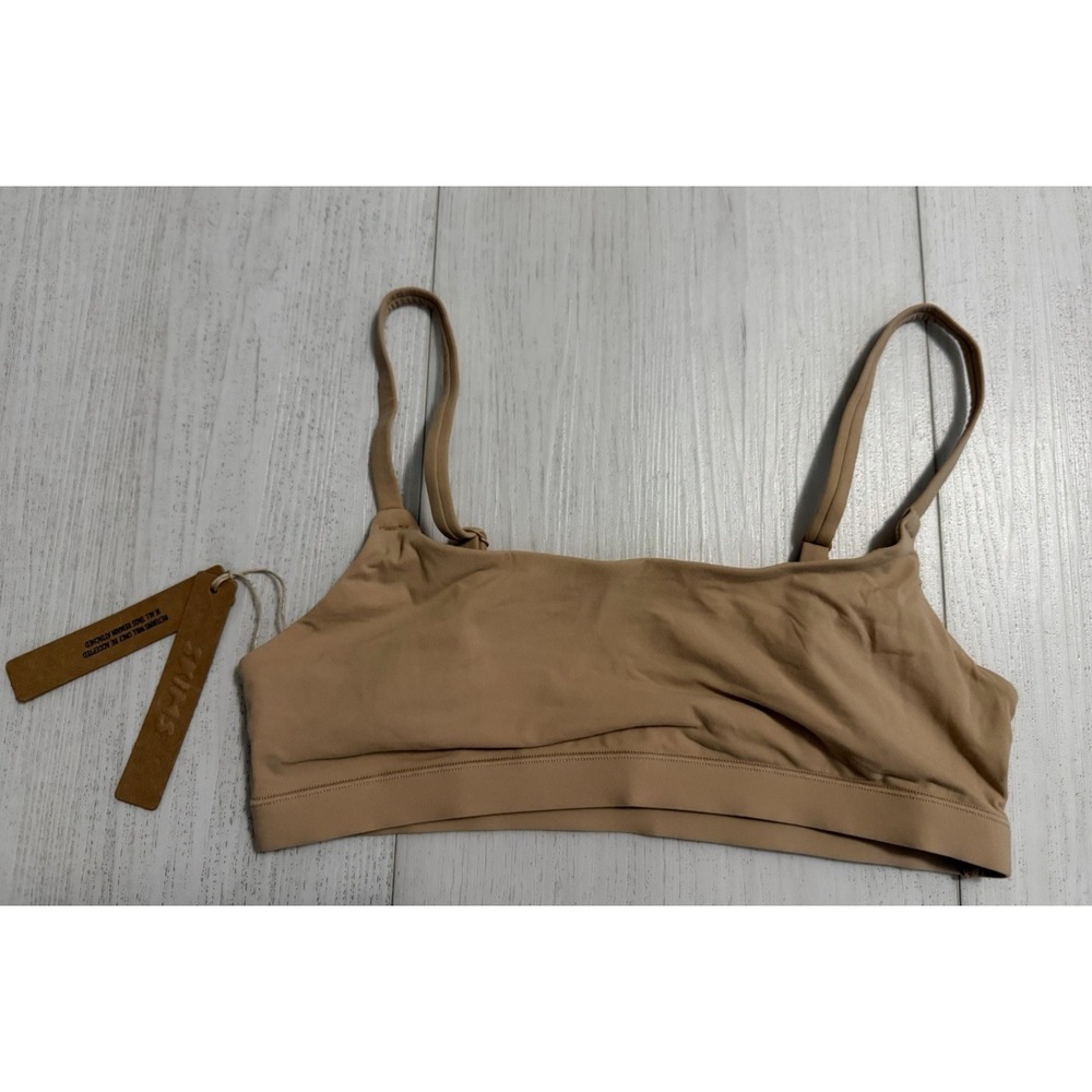 NWT SKIMS Fits‎ Everybody Scoop Bralette Sz S Clay Color